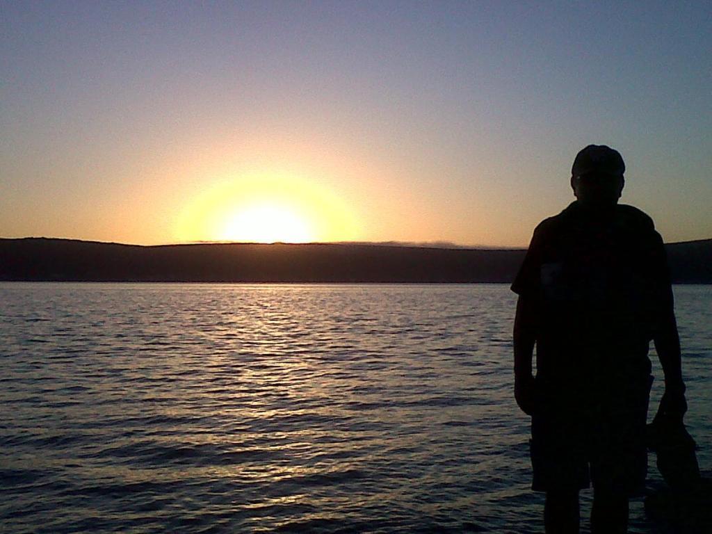 Walking On Water Guest House Langebaan Esterno foto